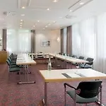 Sunday Frankfurt Airport - 4* 新伊森堡