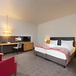 Hotel Sunday Frankfurt Airport -