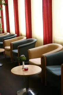 Frankfurt Airport - Neu-isenburg, An Ihg 4* Neu-Isenburg