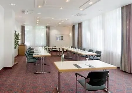 Frankfurt Airport - Neu-isenburg, An Ihg 4* Neu-Isenburg