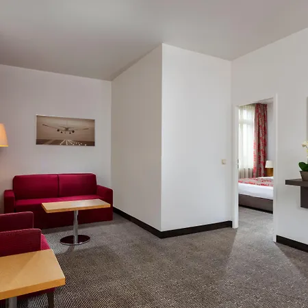 Frankfurt Airport - Neu-isenburg, An Ihg Hotel