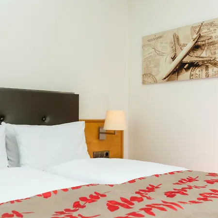 Frankfurt Airport - Neu-isenburg, An Ihg Neu-Isenburg