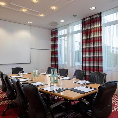 Hotel Frankfurt Airport - By Ihg