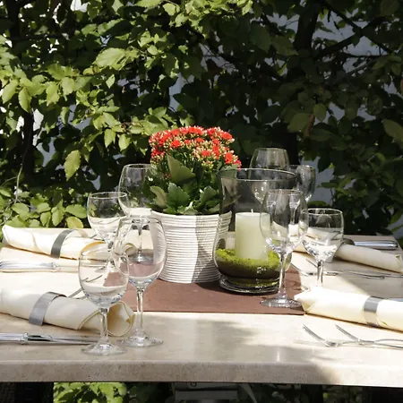 Hotel Sunday Frankfurt Airport -