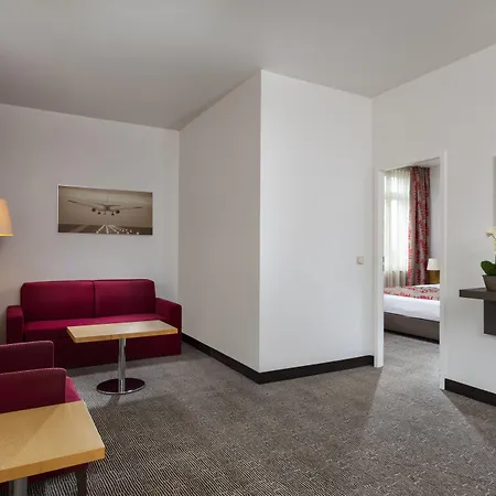 Frankfurt Airport - By Ihg Hotel 4*