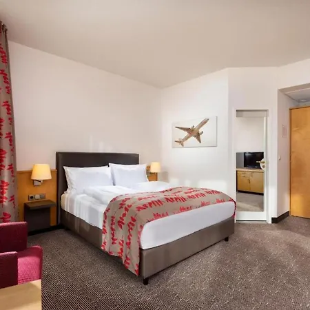 Sunday Frankfurt Airport - Hotel