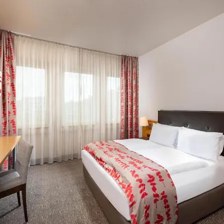 Sunday Frankfurt Airport - 4* Neu Isenburg