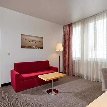 Sunday Frankfurt Airport - 4* Neu-Isenburg
