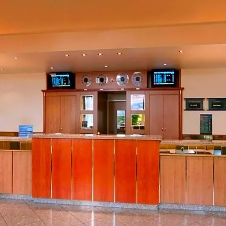 Hotel Sunday Frankfurt Airport -