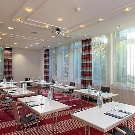 Hotel Sunday Frankfurt Airport -