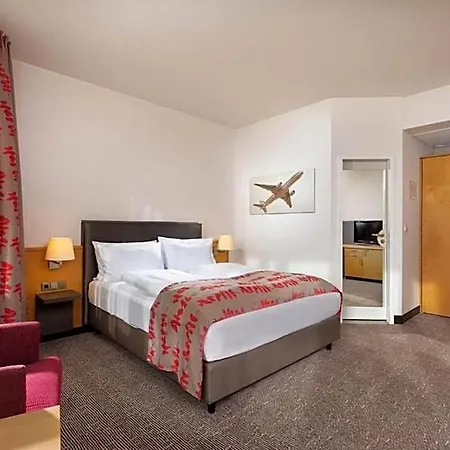 Hotel Sunday Frankfurt Airport -