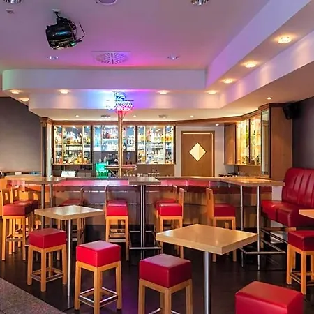 Sunday Frankfurt Airport - Hotel Neu-Isenburg