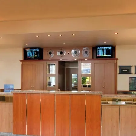 Hotel Sunday Frankfurt Airport - 4*