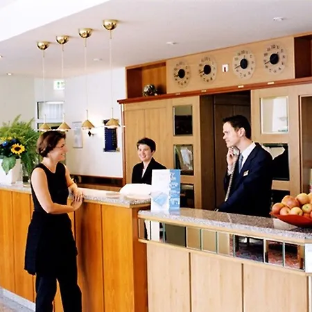 Hotel Frankfurt Airport - Neu-isenburg, An Ihg 4*