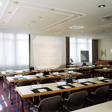 Hotel Frankfurt Airport - By Ihg