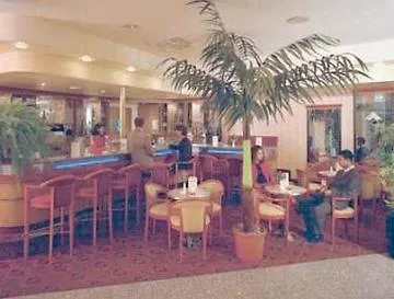 Frankfurt Airport - By Ihg Hotel Neu-Isenburg