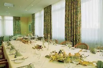 Frankfurt Airport - By Ihg Hotel