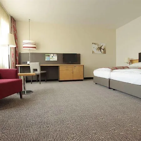 Frankfurt Airport - Neu-isenburg, An Ihg 4* Neu-Isenburg