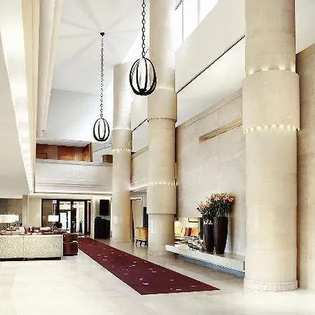 Frankfurt Airport - Neu-isenburg, An Ihg Hotel Neu-Isenburg