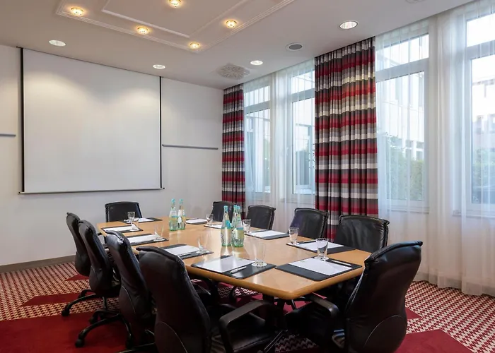 Ξενοδοχείο Frankfurt Airport - By Ihg