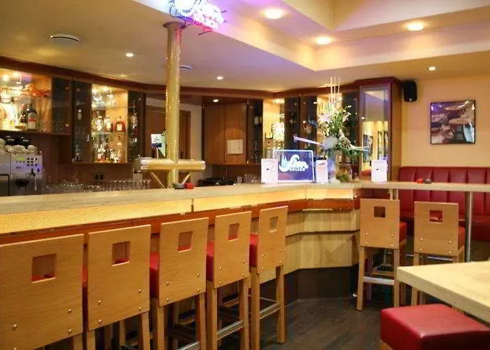 Frankfurt Airport - By Ihg 4*